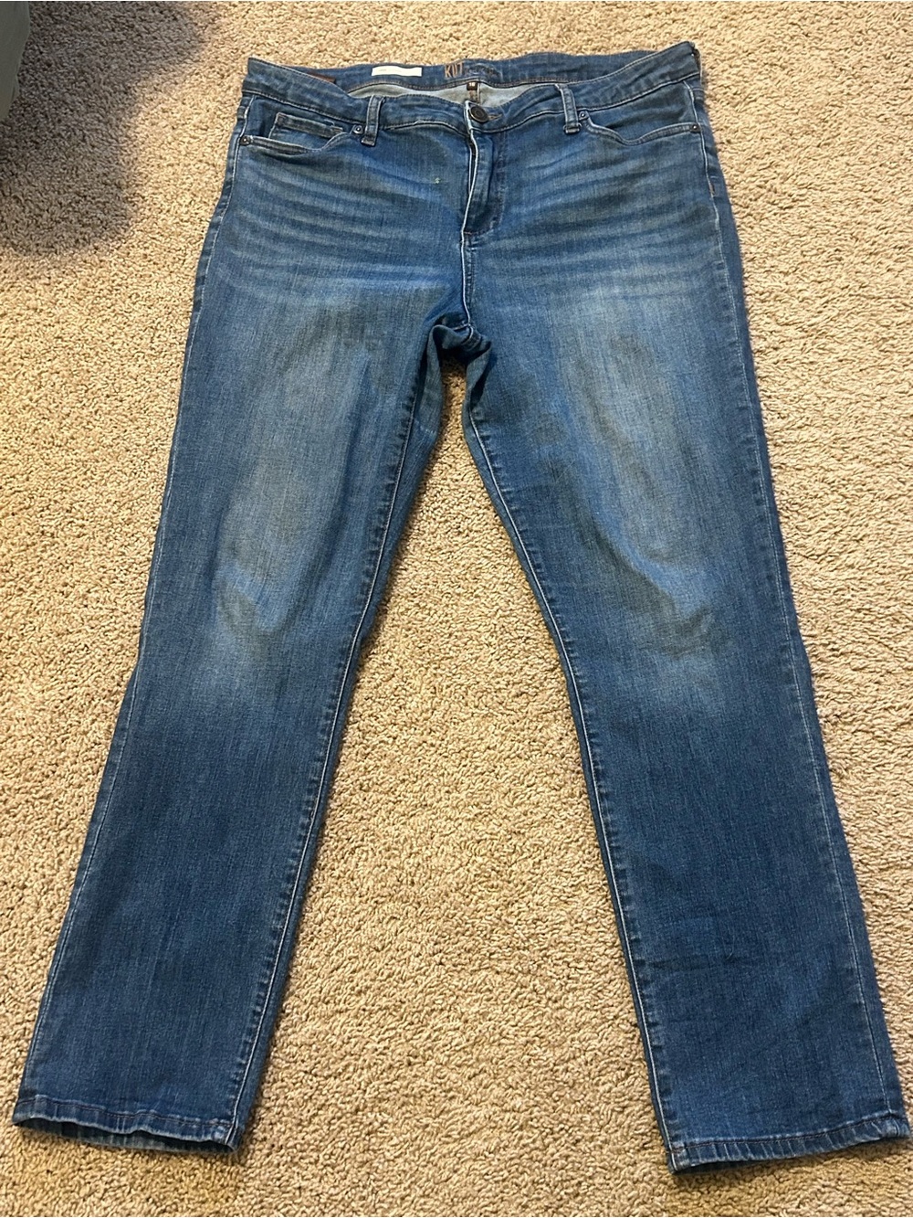 KUT from the Kloth Carrie Boyfriend Jeans Medium Wash - Size 16 - Picture 4 of 12